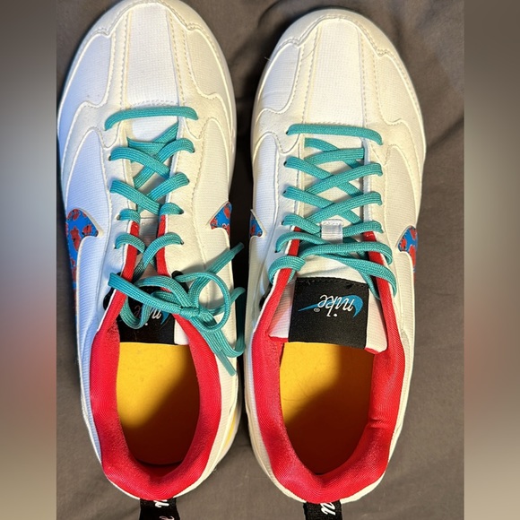 Brand New Nike Sneakers - Picture 2 of 3